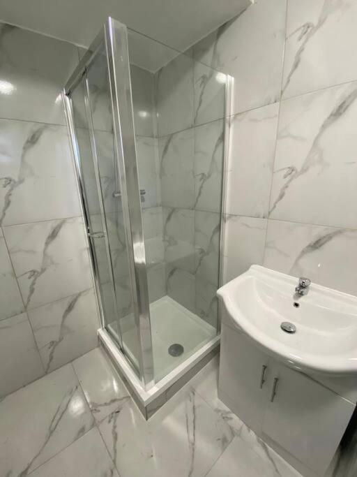 Charming Retreat In Pimlico Apartment ลอนดอน ภายนอก รูปภาพ