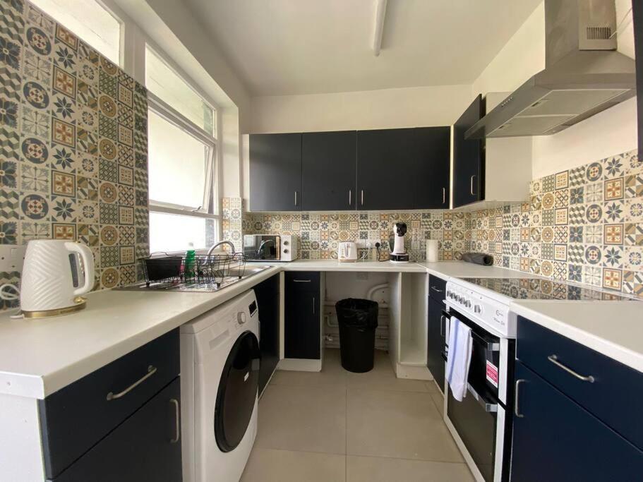 Charming Retreat In Pimlico Apartment ลอนดอน ภายนอก รูปภาพ