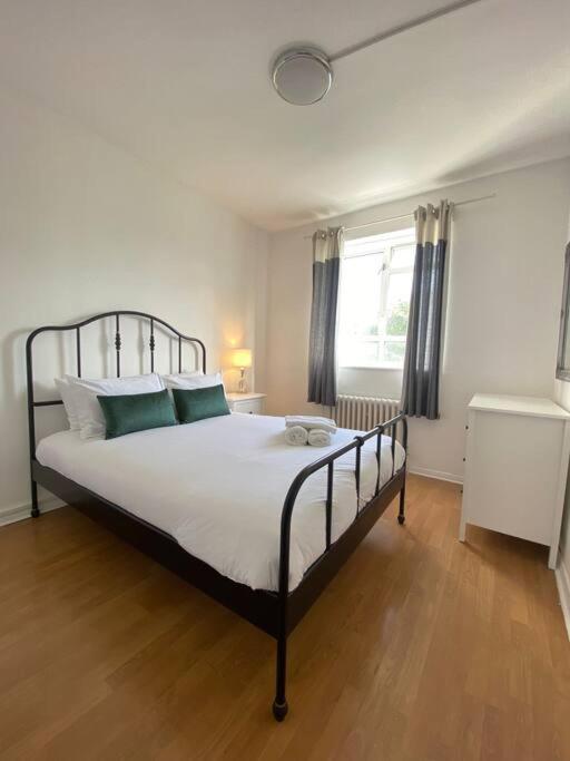 Charming Retreat In Pimlico Apartment ลอนดอน ภายนอก รูปภาพ